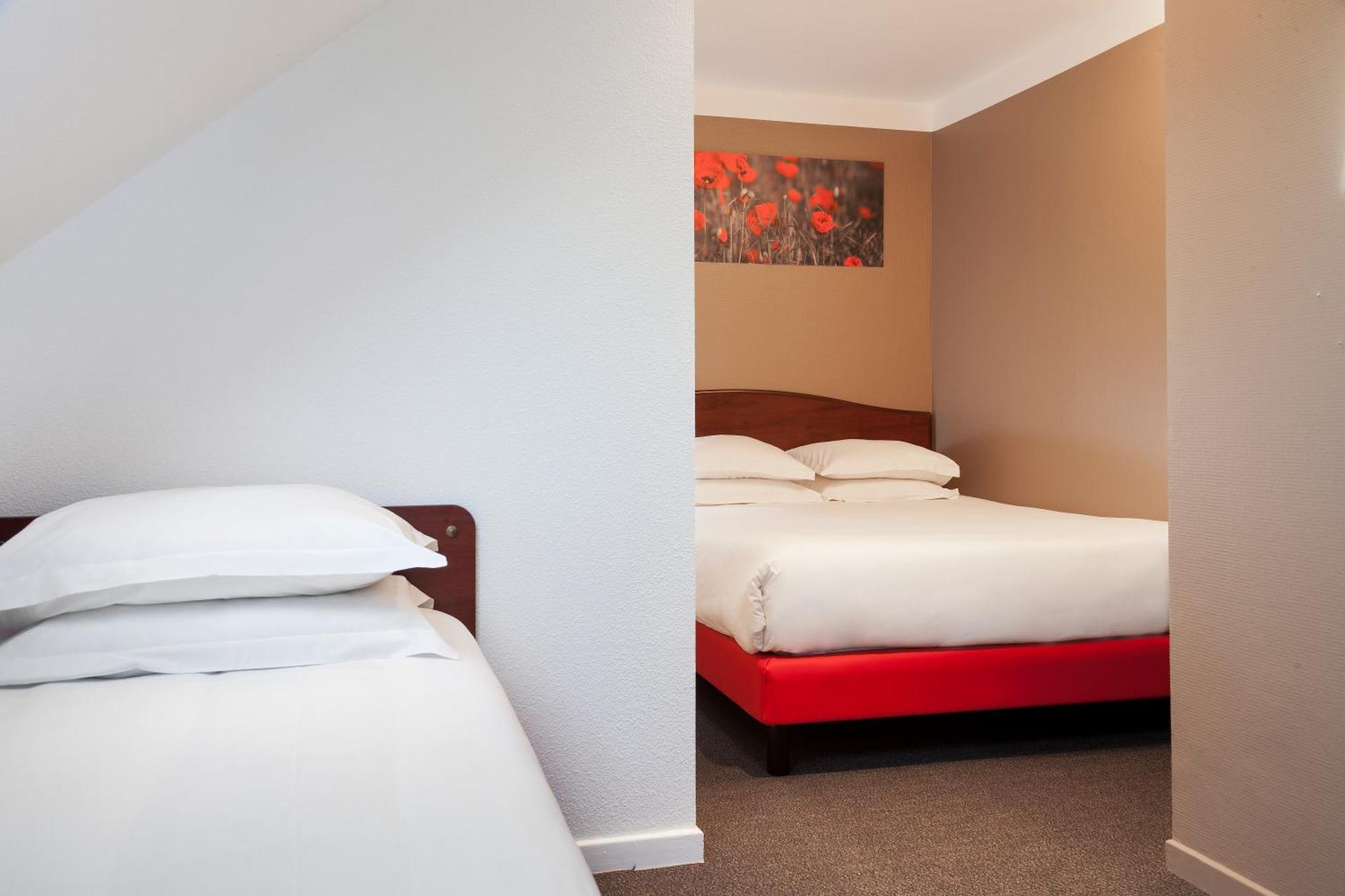 Brit Hotel Arras Esterno foto