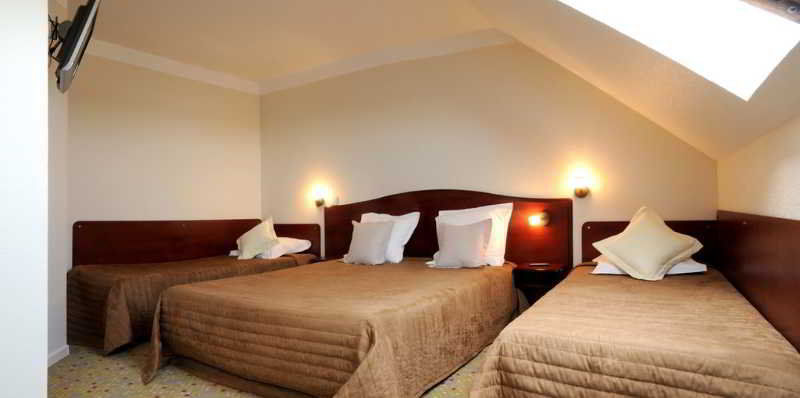Brit Hotel Arras Esterno foto